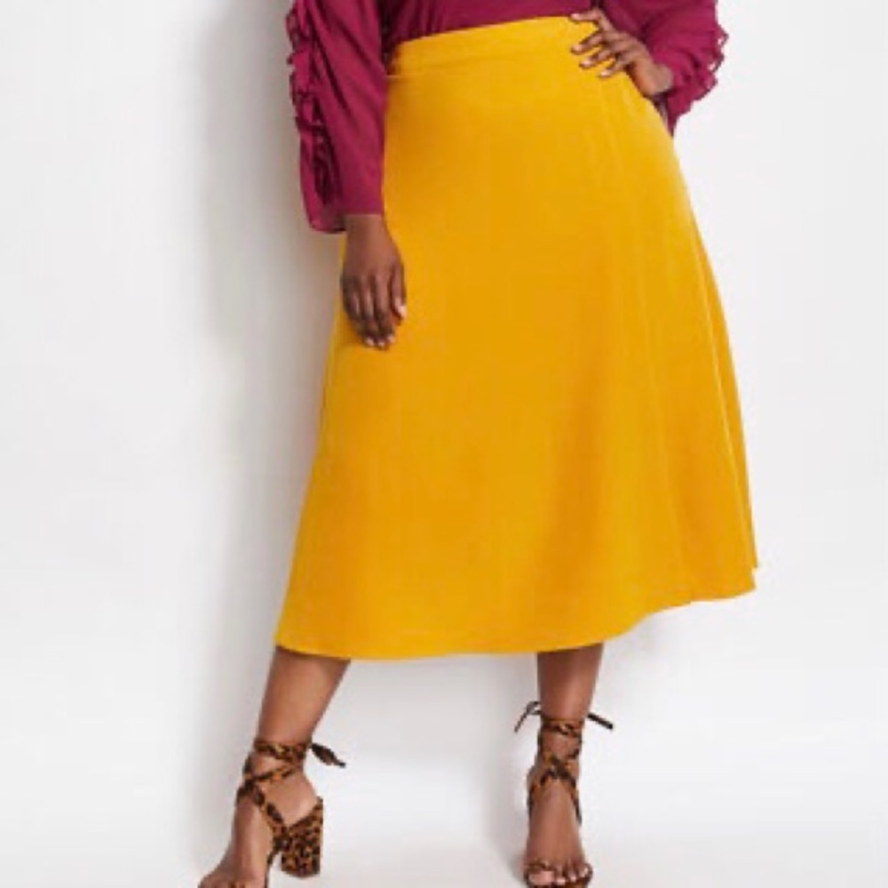 Skirt Front Slit